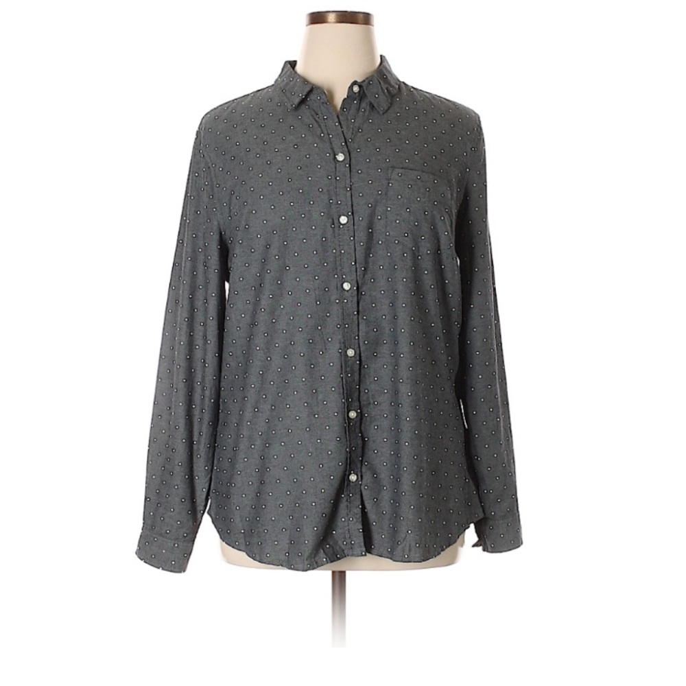 2 for $10 1-Old navy button down🌺